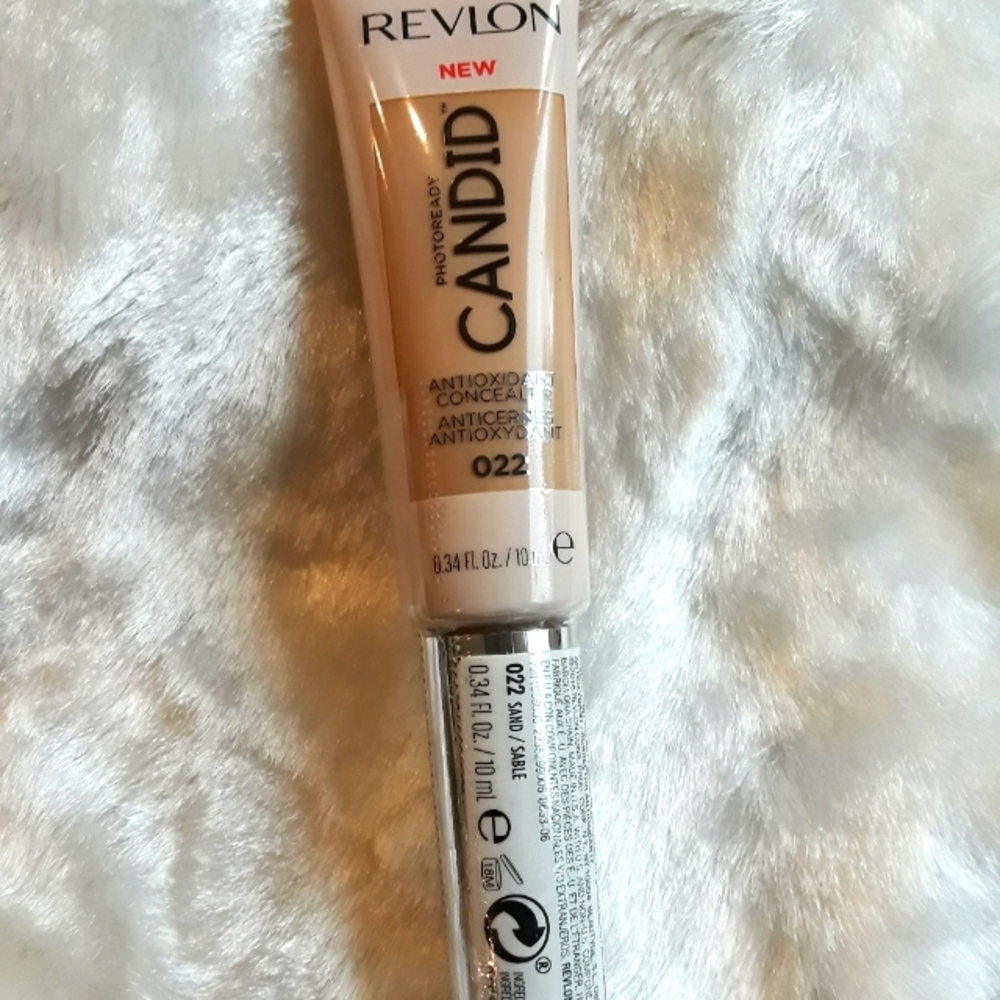 Revlon PhotoReady CANDID Concealer #022 Sand, New‎ Sealed